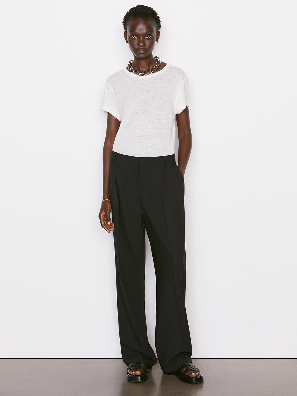 Secondary image for Easy True Tee -- Blanc