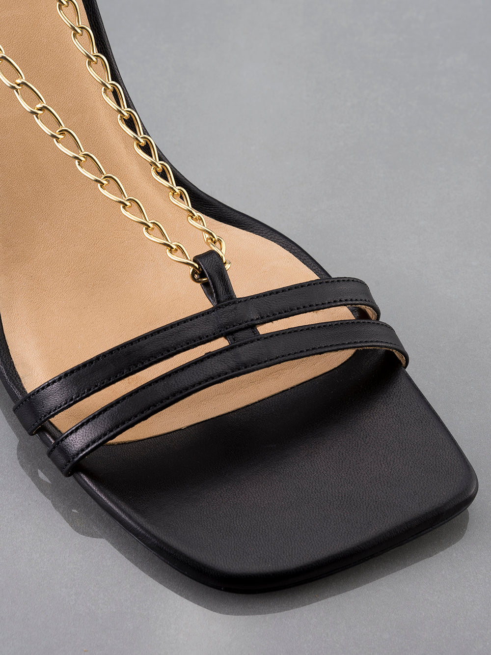 Secondary image for Le Tati Chain Sandal -- Noir