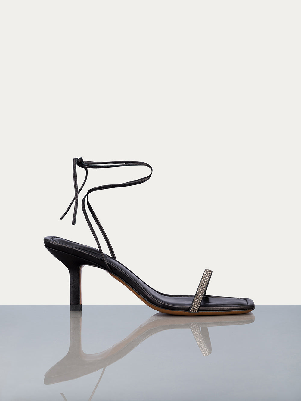 Primary image for Le Ozzie Lace Up Sandal -- Noir/Silver