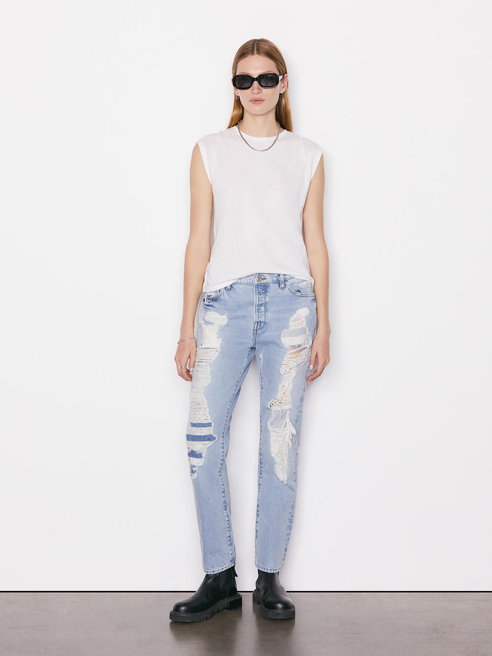 Secondary image for Le Mid Rise Muscle Tee -- Blanc