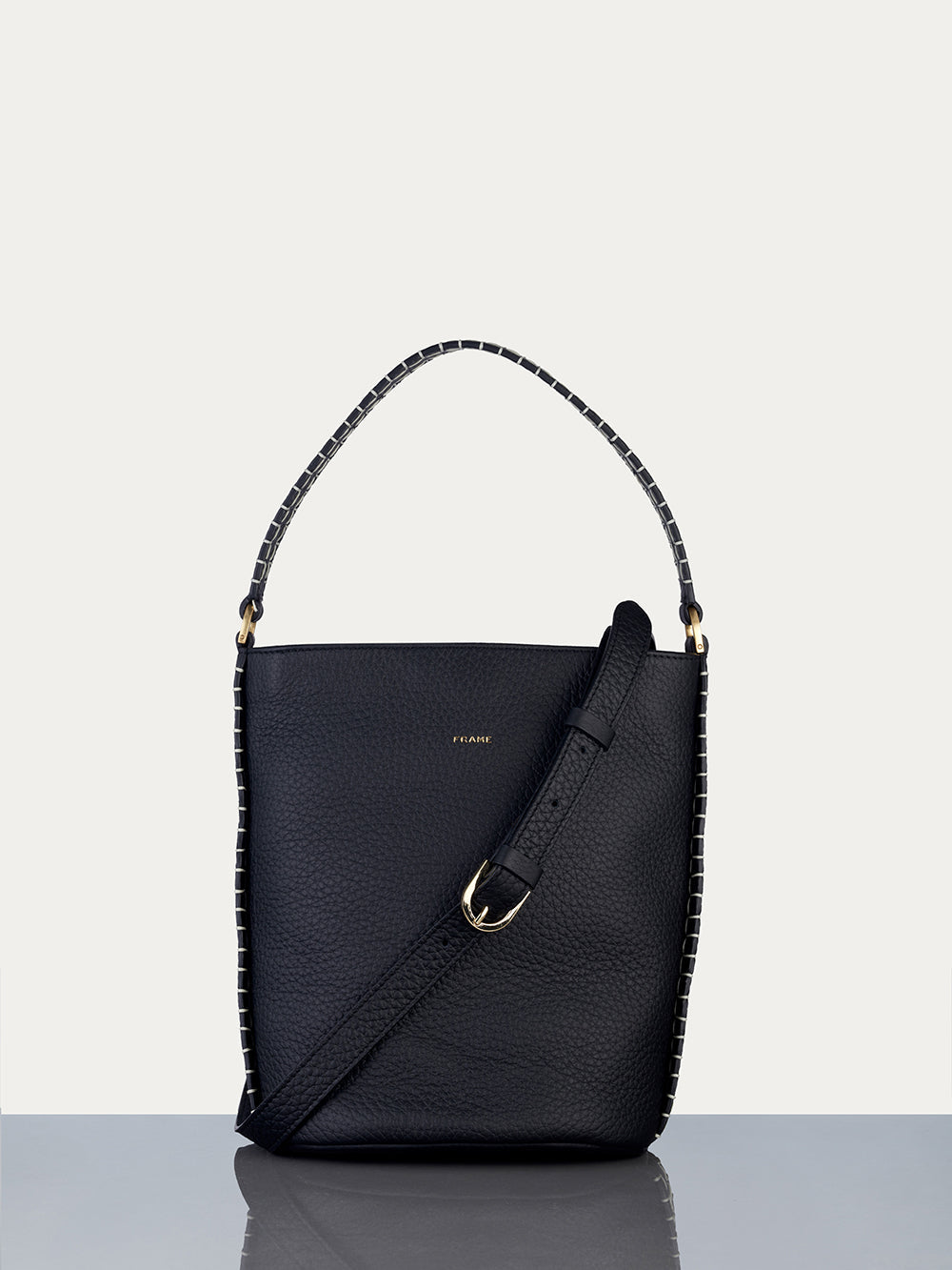 Secondary image for Le Artisan Bucket Bag -- Noir